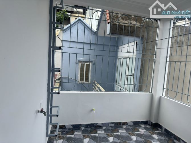 HOÀNG MAI, QUẬN HOÀNG MAI, 40M2,5 TẦNG, 30M RA ĐƯỜNG Ô TÔ TRÁNH, NHÀ ĐẸP Ở LUÔN, AN SINH Đ - 6