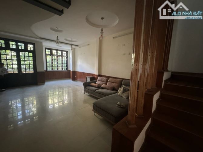 CHÍNH CHỦ BÁN NHÀ MẶT TIỀN HÀ HUY GIÁP – 81M² – 3 TẦNG – 4 PHÒNG NGỦ – GIÁ 9.8 TỶ - 7