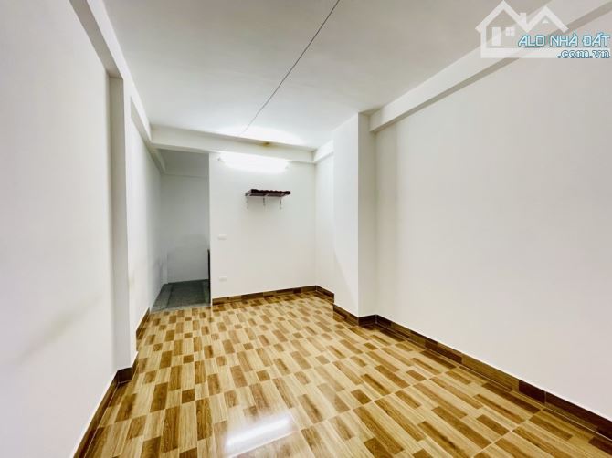 VĨNH HƯNG-NGÕ THÔNG-Ô TÔ ĐỖ CỬA-15M RA PHỐ-NHÀ MỚI 5 TẦNG-7,9 - 7