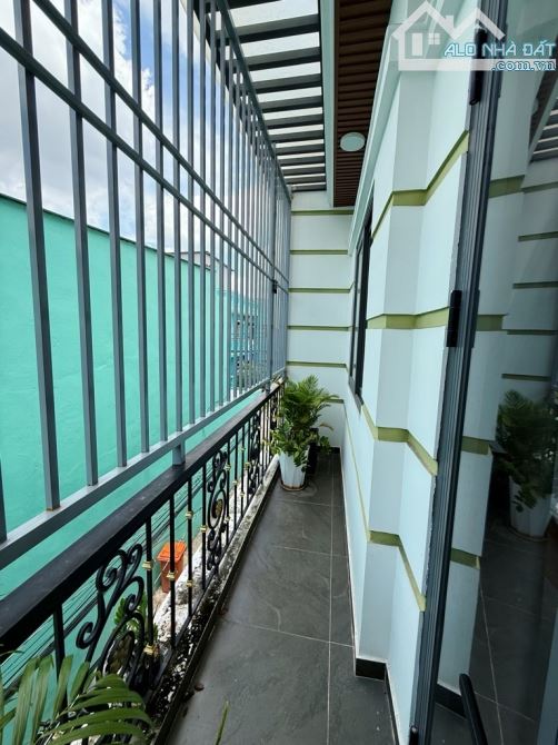 CHỦ KẸT TIỀN BÁN GẤP NHÀ 2 TẦNG TÂN HƯNG GẦN LOTEMART Q7,SỔ HỒNG RIÊNG 5x13M,NHỈNH 7🧄 - 7