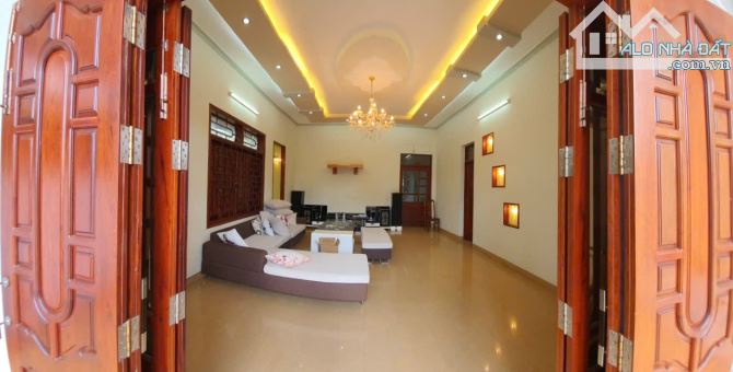 CẦN BÁN BIỆT THỰ THIẾT KẾ HIỆN ĐẠI NỘI THẤT CAO CẤP GẦN CHỢ ĐẠT LÝ - Loctran - 7
