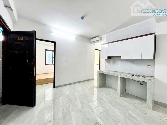 Cho Thuê CCMN 20 Mỹ Đình Nam Từ Liêm 45m2 1N1K Cửa Sổ Ban Công Giặt Riêng Thang Máy Ô Tô - 7