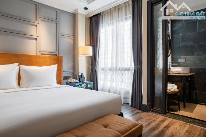 Bán khách san mặt phố Nguyễn Trường Tộ 172m2 x 16 tầng - 165 Tỷ - Dòng tiền 29 tỷ/năm - 7