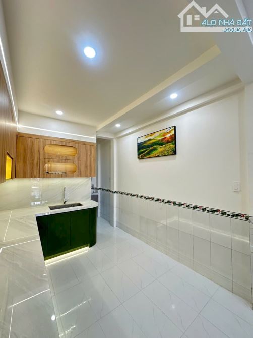 Bán nhà trệt lầu mới hẻm 105 Trần Quang Diệu - 8