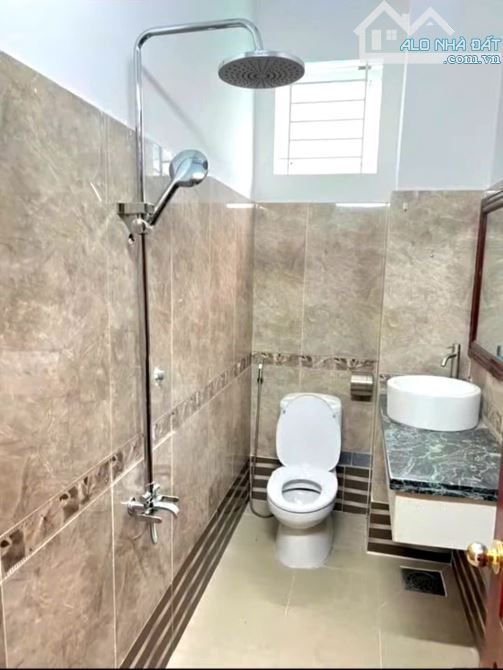 Nhà 1 Trệt 2 Lầu Sân thượng Trục chính hẻm 38 đường Trần Việt Châu - Gần chợ An Hoà - 8