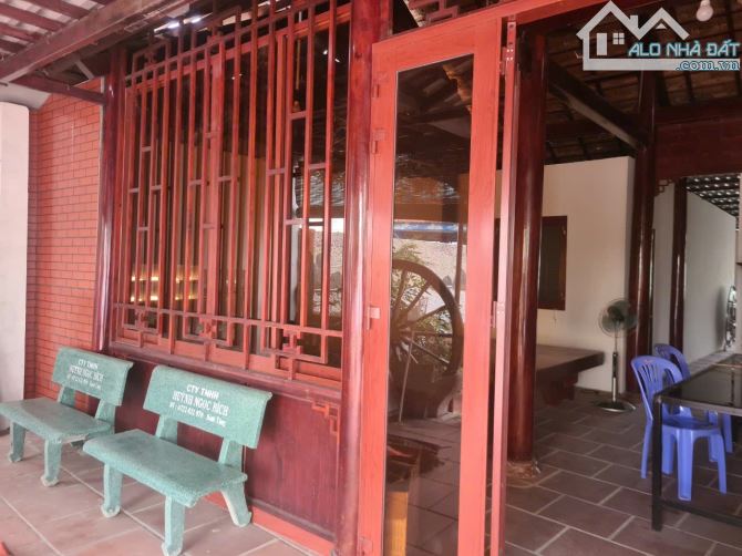 Xuất ngoại bán nhanh nhà vườn 781m2 tại Bến Lức. Giá 4.8 tỷ còn 3.2 tỷ - 8