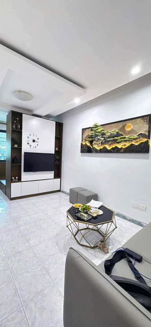 BÁN GẤP TẬP THỂ CỰC VIP – TẦNG 2, TÒA 8/3, HAI BÀ TRƯNG. 50M² – 2PN. 2,55 TỶ - 8