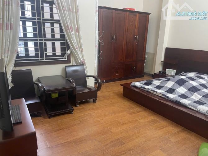 CẦN BÁN NHÀ MT GẦN KHU PHỐ HÀN - GIÁ 32,3 TỶ - TP NHA TRANG - GẦN CHỢ XÓM MỚI. - 8