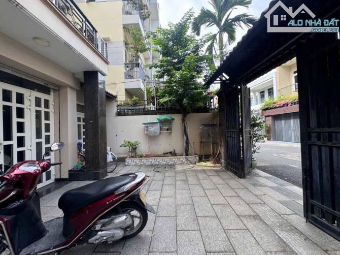 🔥BIỆT THỰ 2 tầng,Hẻm 8m đường LÊ ĐỨC THỌ phường 15, Q GÒ VẤP , DT 209m2 (10x21) 💵 23,1tỷ - 8