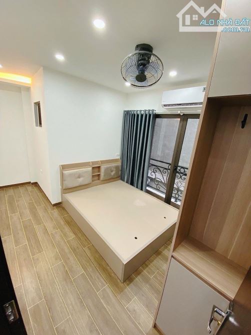 NGỌC KHÁNH-LA THÀNH-TOÀ CCMN-78Mx7TẦNG THÁNG MÁY-MẶT TIỀN 8M-15PHÒNG-GẦN PHỐ-19TỶ - 9