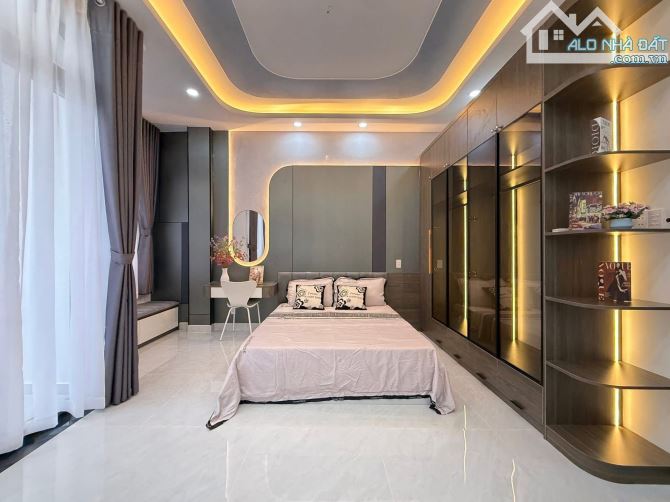 GIÁ TỐT KHU QUẬN 10 - HẠ GIÁ CÒN 5,76TỶ ĐƯỜNG TAM ĐẢO, NGAY KHU CƯ XÁ BẮC HẢI. SỔ CHUẨN - 9