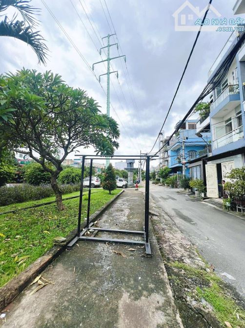 NGUYỄN SƠN TÂN PHÚ HẺM 10M 4.8❌14.2 - 4 TẦNG CHỦ XÂY TÂM HUYẾT - HOÀN CÔNG ĐỦ. GIÁ 11.5 TỶ - 9