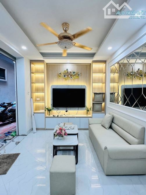 🔥🎉 NHÀ ĐẸP DÂN XÂY-TT CẦU GIẤY-28M  5 TẦNG -GẦN PHỐ GẦN ÔTÔ-MẶT TIỀN QUYỀN LỰC-NỘI THẤT - 9