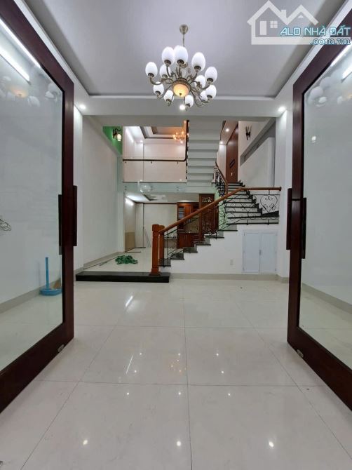 🛑 CHO THUÊ NHÀ 4 TẦNG ĐƯỜNG : BÀU HẠC 8 - 3PN - 3WC - 9