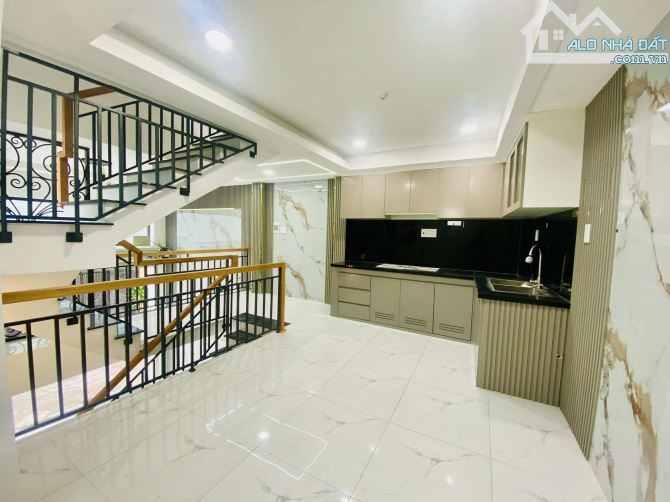 NHÀ ĐẸP 5 TẦNG HẺM OTO - ĐỐI DIỆN LOTTE MART NGUYỄN VĂN LƯỢNG - CHỈ 6.85 TỶ - 9