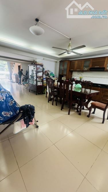 Lô J Đường Số 2 quan 7 126m2 4 tầng giá chỉ 21 tỷ - 9