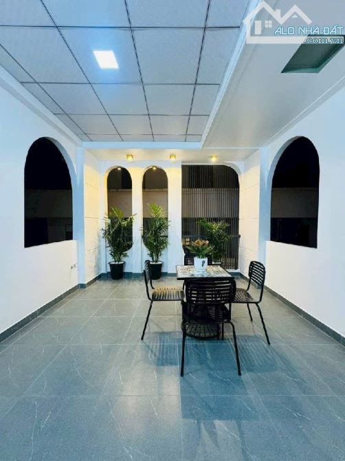 CHỦ NGỘP BÁN GẤP NHÀ 4 TẦNG FULL NỘI THẤT MỚI-HẺM XE HƠI PHẠM VĂN CHIÊU GÒ VẤP-CHỈ 7,9TỶ - 9
