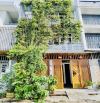 Cho thuê nhà phố 3 pn rộng rãi thích hợp ở kết hợp làm cty giá cho thuê 16 triệu