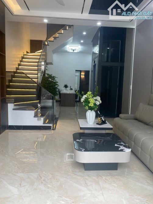 🏘 Bán căn 4 tầng TĐC Kiến Thiết,Sở Dầu, Hồng Bàng-Full nội thất 6,7 tỷ gần Vincom Imperia