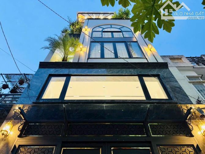 BÁN NHÀ HẺM XE HƠI ĐƯỜNG TRẦN KHẮC CHÂN, TÂN ĐỊNH, QUẬN 1. GIÁ 5,8 TỶ/67,5M2 (4,5X15)