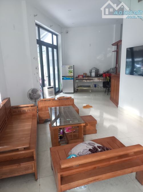 🏡 NHÀ MỚI 3 TẦNG – Ô TÔ ĐỖ CỬA NGÀY ĐÊM – 100M RA BIỂN NGUYỄN TẤT THÀNH – TÔN THẤT ĐẠM 🌊