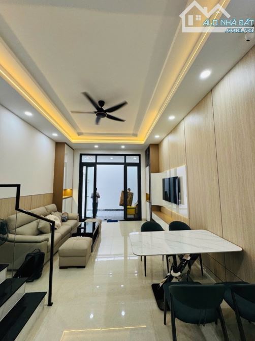 BÁN NHÀ ĐẸP FULL NỘI THẤT ĐƯỜNG SÔ 7 KHU TÊN LỬA, AN LẠC A, BÌNH TÂN 67620D