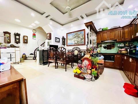 MIÊU NHA TÂY MỖ -  NHÀ ĐẸP - LÔ GÓC - 3 MẶT THOÁNG - FULL NỘI THẤT - Ô TÔ CÁCH 50 m -