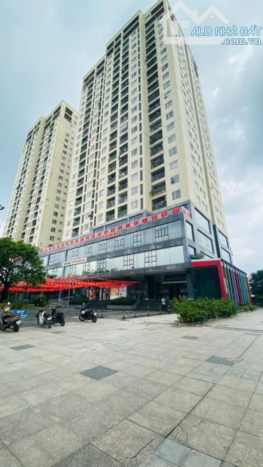 Chung cư CT2, Coma 6, Dream Tower, đường 70, Tây Mỗ, Nam Từ Liêm:99m, 3ngủ, 2wc, chào 6.4t