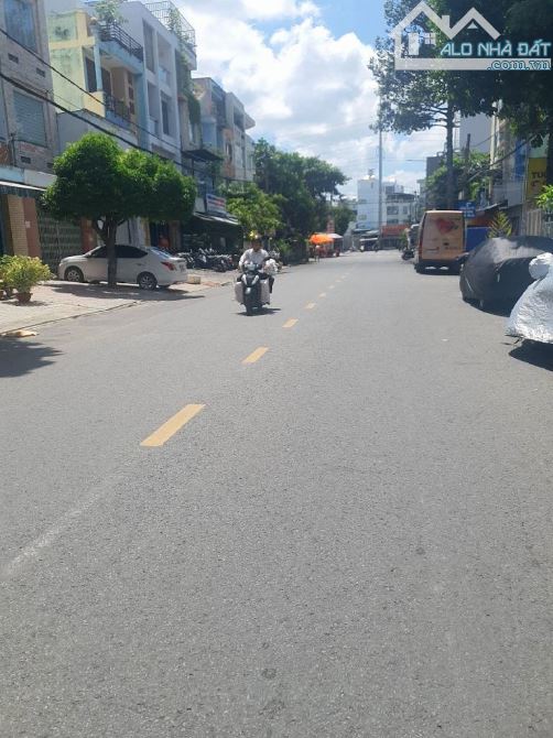 Bán Khách sạn. Khu Tên Lửa. Trần Văn Giàu. 4,5×18m×4tâng. Chỉ 11T,Ỷ