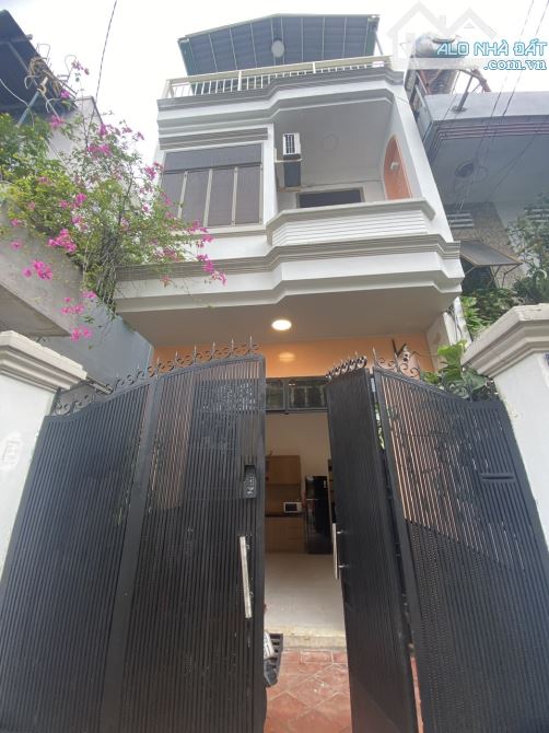 ĐIỆN BIÊN PHỦ- BÌNH THẠNH, 59M2, NGANG 4.2 NỞ HẬU 4.6 DÀI 14, HXH, THIẾT KẾ ĐẸP 5PN-5WC, G