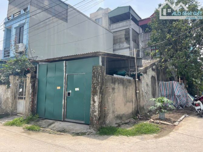 Viện Rau Trâu Quỳ/Lô góc Nhà C4 61m, 4.1m tiền, 7.2 tỷ / Ô tô tránh, ba mặt thoáng