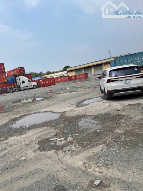 cho thuê đất trống Q7 đường Đào Trí 45.000m2 giá rẻ
