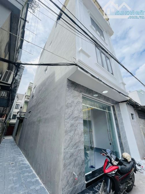 Bán nhà 4 tầng độc lập lô góc Miếu Hai Xã, Lê Chân 41m² – Giá chỉ 3,65 tỷ