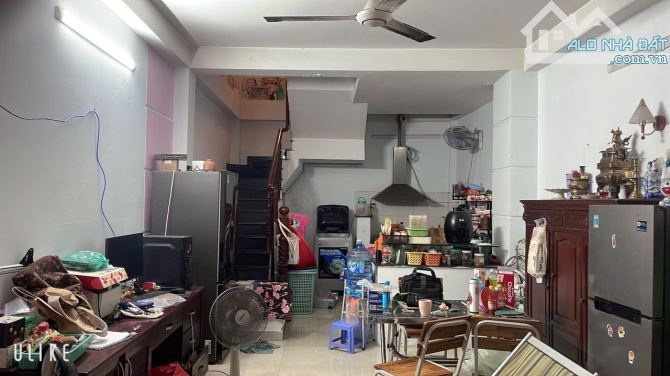 🏡 BÁN NHÀ 3 TẦNG – HẺM NHỰA 6M NGUYỄN THỊ BÚP, QUẬN 12 – VÀO Ở NGAY – CHỈ 4.6 TỶ TL