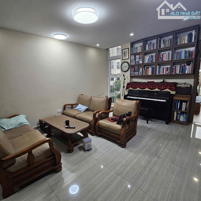 Chung Cư VIP Ciputra Phạm Văn Đồng, Tòa L4, Tặng Full Nội Thất, DT 110m2, Tầng 4, 11.5 tỷ