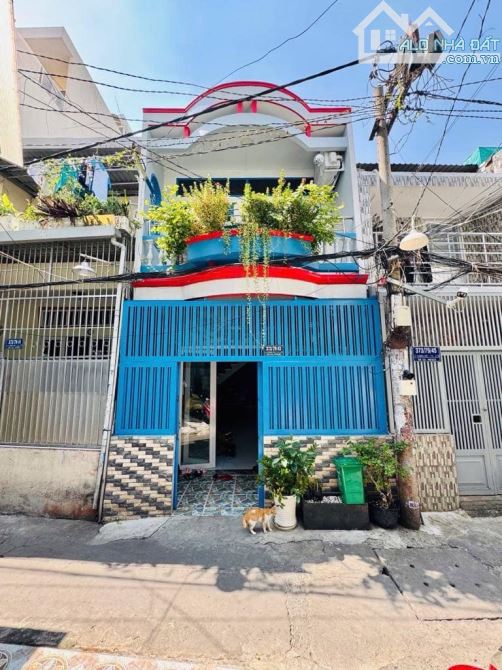 Nhà Hẻm oto - gần Đầm Sen - Khuông Việt- Tân Phú - DT 4,5 x 18 (75m2) Nở hậu- giá tốt