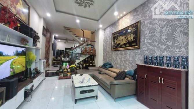GIÁ RẺ, 4 TẦNG 220M2, SHR, TẶNG FULL NỘI THẤT, TRẦN XUÂN SOẠN, QUẬN 7. CHỈ 8,3 TỶ TL