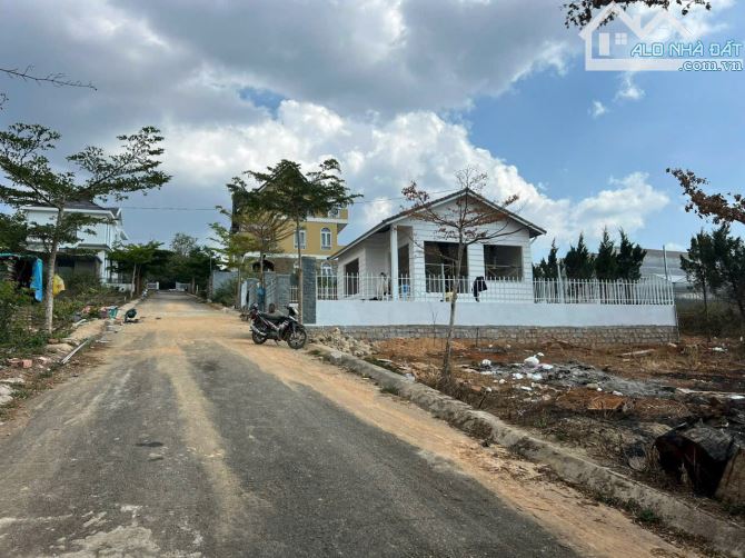 ĐẤT MĂNG LIN Đà Lạt Giá NET KHU GIỚI NGHỆ SĨ Săn Đón