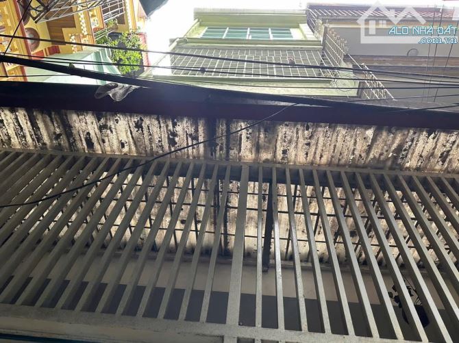 Mặt Ngõ Đội Cấn Ba Đình, Dt 40m, 4 Tầng, 4 Ngủ, Mt 3.7m, Giá 11 Tỷ