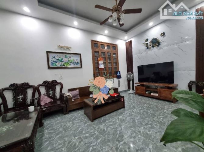🔥B.Á.N NHÀ HÀO NAM 52m2*4T - NGÕ THÔNG - LÔ GÓC 3 THOÁNG, nhỉnh 13 tỷ
