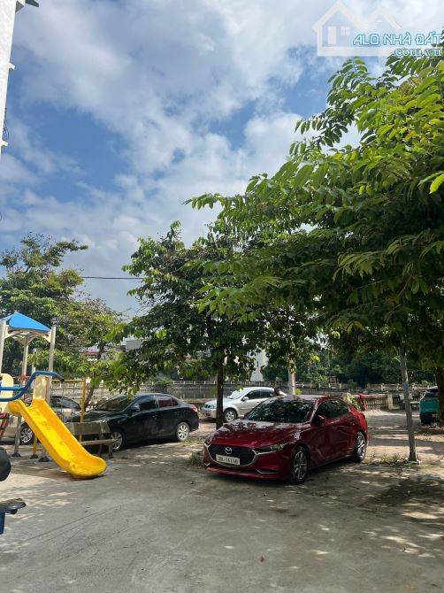 Nhà Liên Mạc - Bắc Từ Liêm, 32m2 x 6 tầng thang máy, 5.2 Tỷ, gần hồ điều hòa thoáng mát.