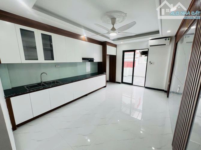 PHÂN LÔ HỒNG HÀ-OTO ĐỖ CỬA-NHÀ MỚI VỀ Ở NGAY