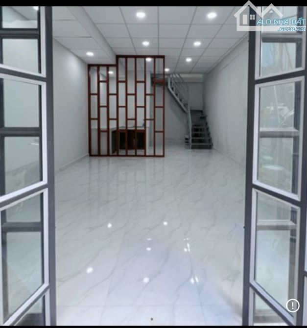 Cần bán gấp nhà riêng sát đường CMT8 Q10, giá 5.15ty