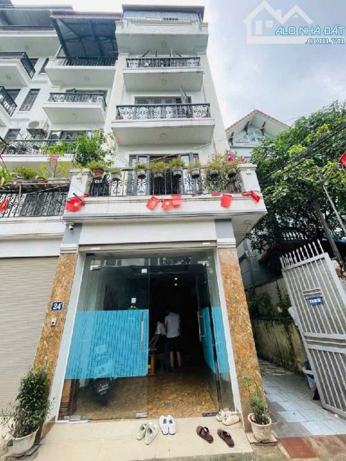 B.án nhà DI TRẠCH_41m2, 4 tầng, ngõ thông, lô góc, trung tâm, sát bãi ô tô, khu đô thị