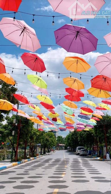 💥NHÀ MỚI NGÕ NÔNG THÔNG - PHỐ TRỊNH CÔNG SƠN - GẦN HỒ TÂY - DÒNG TIỀN ỔN ĐỊNH - DT 38 M -