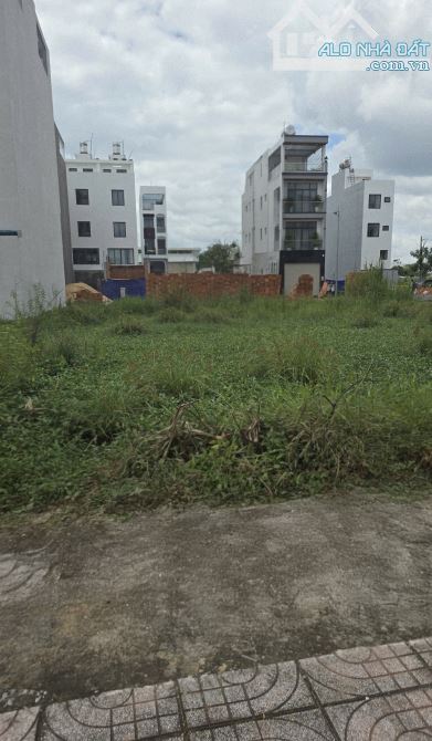 ĐẤT Bình Tân - Giá 3,5 Tỷ - 60m2 - Đường Nhựa - Gần Bệnh Viện Bình Tân