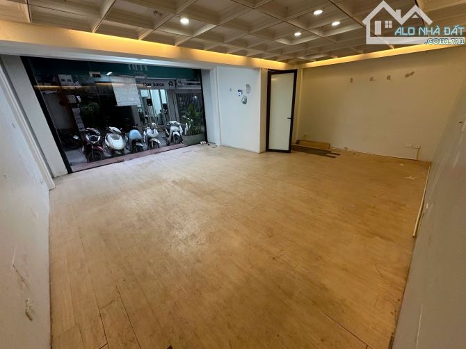 Cho thuê Tầng 1 Riêng Biệt 40m² – Ngõ  Giảng Võ, Ba Đình – Ô tô Tải Vào, Giá 13tr/T
