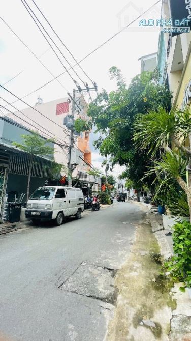 CHDV VƯỜN LÀI- TÂN PHÚ- DTSD:955m2- THUÊ KHOÁN 90TR/THÁNG-CHAO 21,5 TỶ TL