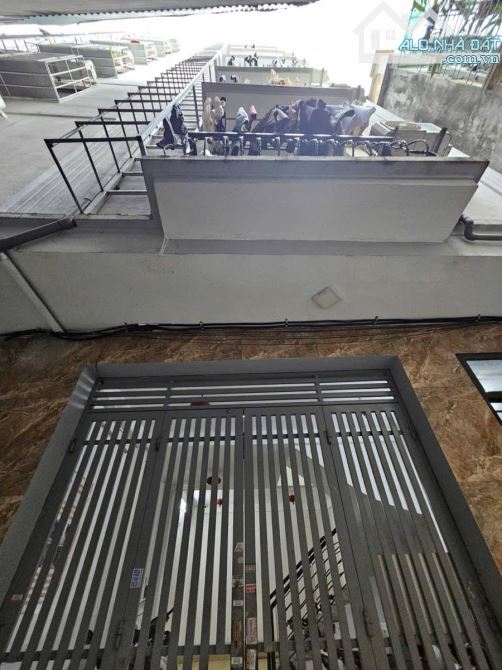 Bán gấp toà ccmn Triều Khúc, gần mặt phố, 10 phòng, 40 triệu/ tháng, 10.2 Tỷ
