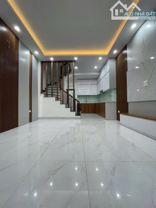 🧨 KHƯƠNG TRUNG – NHÀ MỚI ĐẸP – BA GÁC ĐỖ CỬA – TẶNG FULL NỘI THẤT – SỔ ĐỎ ĐẸP 🧨